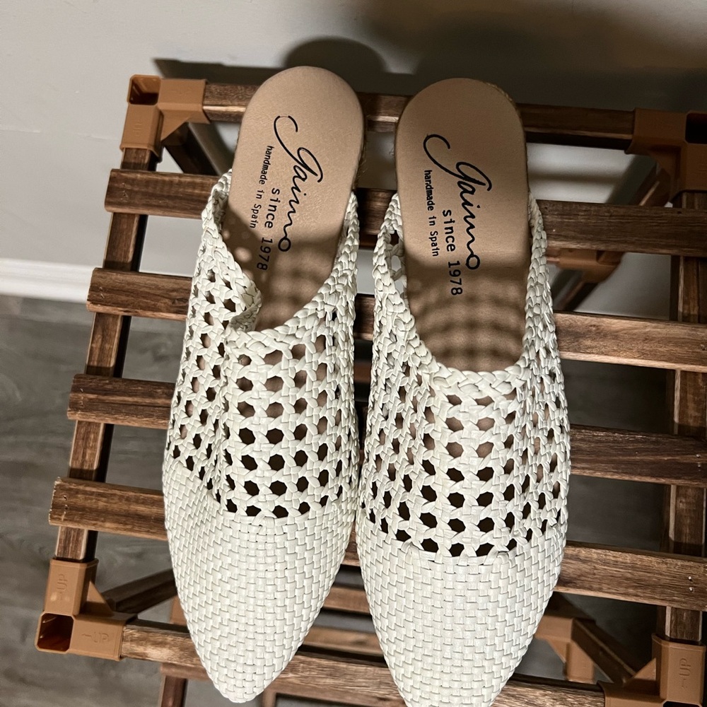 Gaimo Women’s Size 10 White Woven Leather Mules - Picture 4 of 9